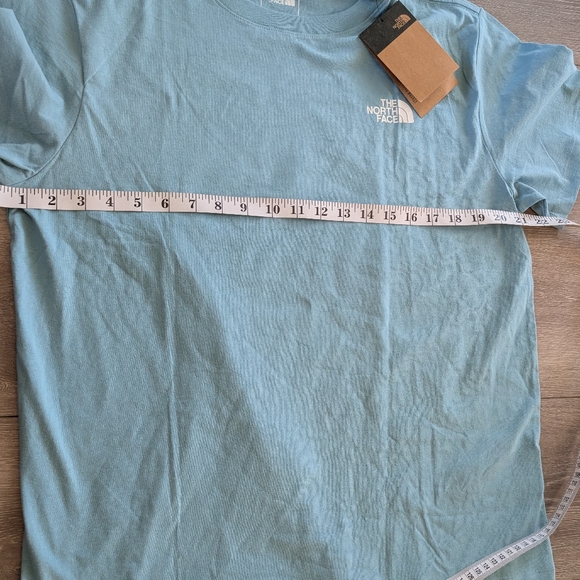 The North Face Women's Blue T-Shirt - Picture 5 of 6
